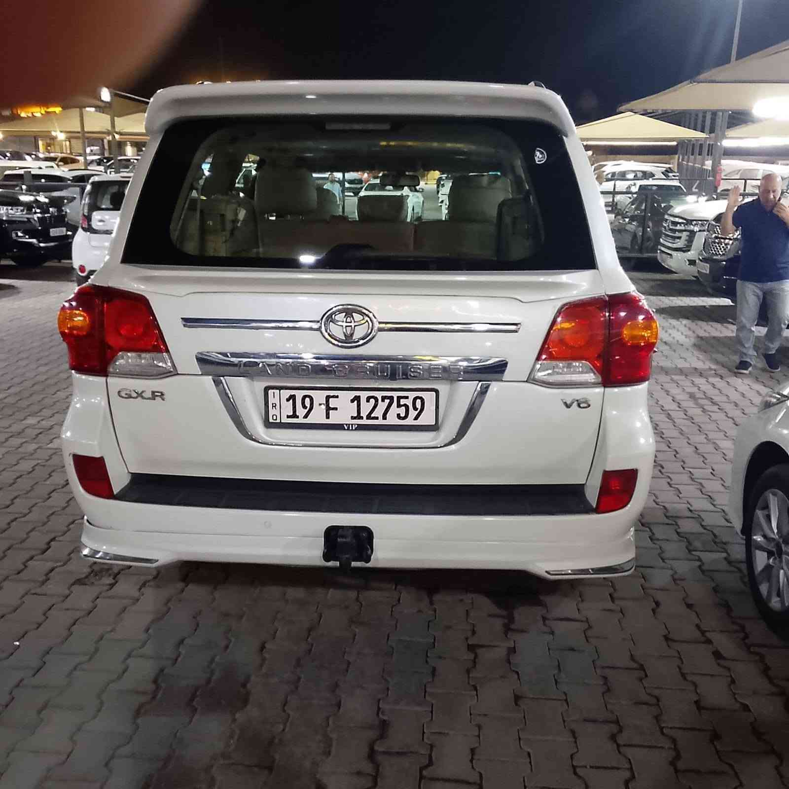 للبيع لاندكروز GXR
سيارة 2009 كفالة عامة 

عدا بارد شبر بالجنطة 

سيارة v6

مكينة 4000سيارة فول مواصفات 

فتحة 

حساسات امامية خلفية 

لاتات زنون 

شاشة كبيرة 

7راكب 

كشن 2 كهرباء 

3قطع تبريد 

كامرة خلفية مكان كربلاء 

السعر التصال على الأرقام

***********7

***********
