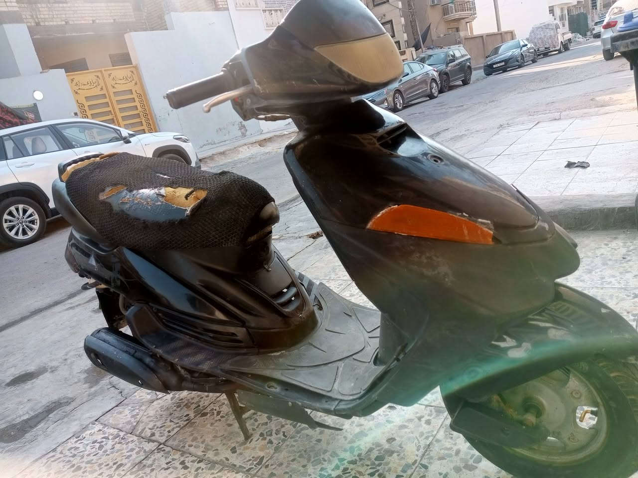 دراجه فراشه للبيع مكينه كلش حلوه لاتدخين ولا تبخير والا نضوح شلعته كلش حلو منطقة جميله سعره 200اوابيه مجال قليل جماعت 150اطبكو علا صفحه بيه شغلت بصيطه ***********
