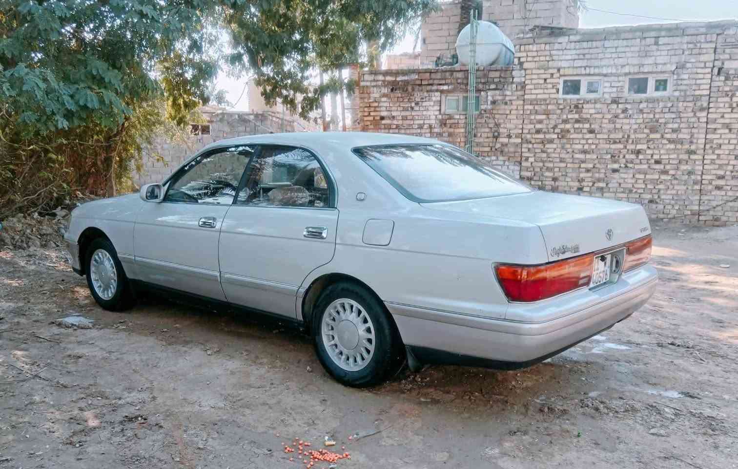 بطة منفصل موديل 1994 
رقم بغداد بأسمي السنوية لغاية 2030
مكينة ديفور تبريد تدفئة أمامي خلفي 
سيارة قطرة صبغ مابيها مكفولة كفالة عامة 
السعر / 65 / رقم الهاتف *********** 
العنوان / ديالى بعقوبة
