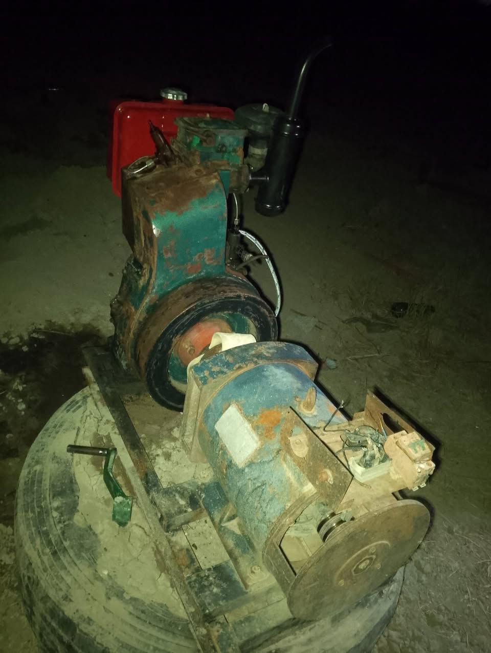 مولد هندي سبعه ونص كيفي شغاله نكره محركها قطره نضوح مابيه السعر 550وبيها مجال ***********
