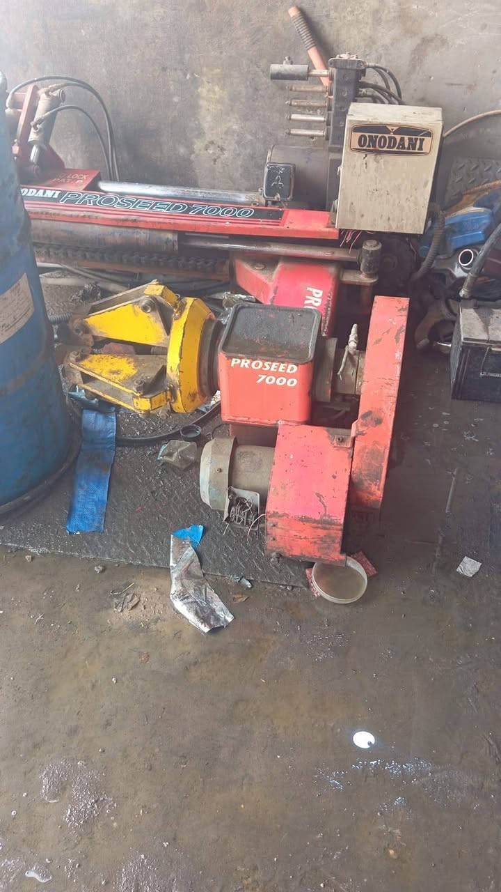 السلام عليكم خالعه نقص طابوكه السعر مليون ونص المكان بغداد جسر ديالى ***********
