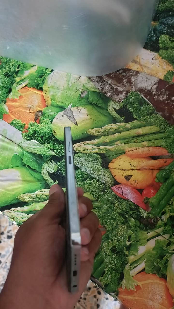 جهاز انفنكس نوت 40 جهاز امبدل شاشه اصليه ذاكره 128 شغال كلشي ما بي 100 وبي مجال اليريده بخدمته /***********
