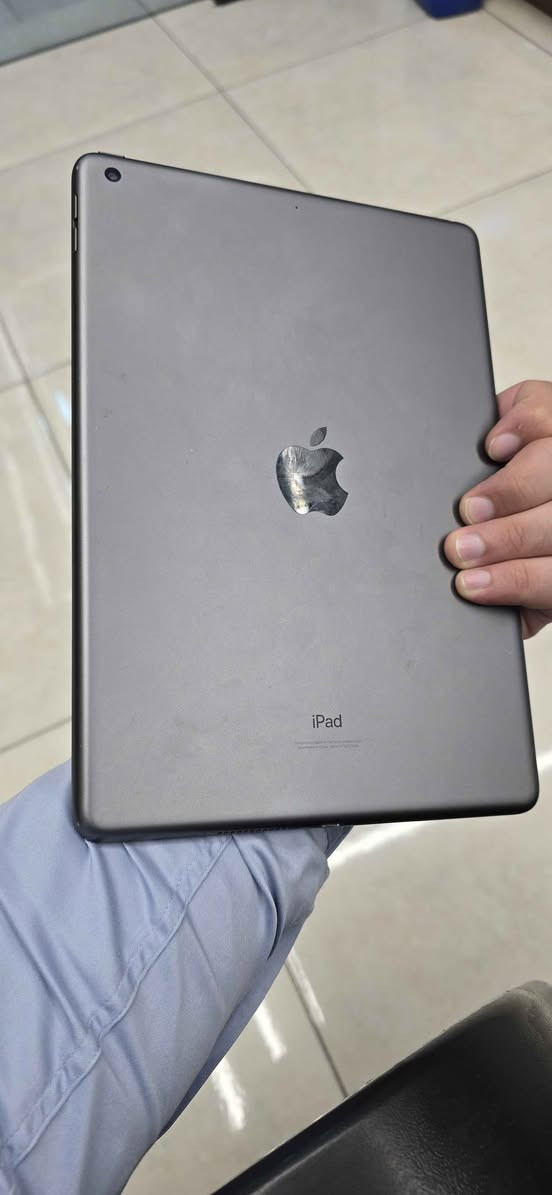 🔥 آيباد الجيل التاسع للبيع بسعر ١٩٠ ألف دينار 🔥
Apple iPad 9 | 64GB

للدراسة والمحاضرات والتصفح ومتابعة أفلامك ومسلسلاتك ✨

✅ ذاكرة 64GB
✅ شاشة Retina قياس 10.2 إنج بتقنية True Tone
✅ معالج A13 Bionic
✅ كاميرا أمامية 12MP مع ميزة Center Stage
✅ كاميرا خلفية 8MP
✅ بصمة Touch ID وصوت ستيريو
✅ يدعم قلم Apple Pencil

💰 السعر: ١٩٠٬٠٠٠ دينار عراقي
📞 للتواصل والاستفسار: ***********
💬 للحجز دز رسالة على الخاص

#آيباد #iPad9 #أجهزة_للبيع #بغداد بغداد, العراق

