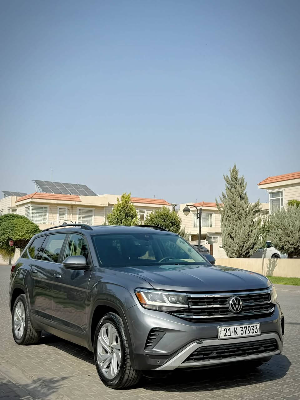 Volkswagen Atlas SE 2021
حجم المحرك 6 سلندر 3.6
عداد المسافة 50 الف فقط
ضرر :   باب يمين فقط مبدل بيلادي بدون صبغ سياره
بصمة تشغيل
‎بصمة أبواب
‎تشغيل عن بعد (Remote Start)
صندوق شفط كهربائي
‎رادار أمامي (تحديد مسار)
‎رادار جانبي (نقاط عمياء)
‎رادار خلفي (تحذير من الاصطدام)
كاميرات محيطية 
‎سستم سماعات Harman cardon
تحكم وضعيات القيادة Drive Modes 
تبريد مركزي لمس

كشنات جلد+كشنات كهرباء كشنات هيتر
كشنات خلفي هيتر
‎هاند بريك بصمة
Android Auto 
Apple Car Play 
‎مانع انزلاق+ABS
شحن موبايل واير ليس جارج
‎شاشة كبيرة لمس
‎حساسات خلفية+ كاميرا 
‎تحكمات استيرن
‎اوتو ستارت Auto start 
‎اوتو ستوب Auto Stop 
‎وبقية المواصفات المعروفة
‎‏‎ 
‎مکان سیارة  سليماني 📍
‎‏‎سیارة مرقم سليماني بسمي
‎‏‎‏‎للاتصال والاستفسار
***********📞
