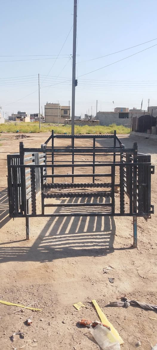 السلام عليكم محجر مال كيا بنجو 7 شنغال للبيع السعر 300 وبي مجال مكان بغداد الحسينيه مالراشدیه***********
