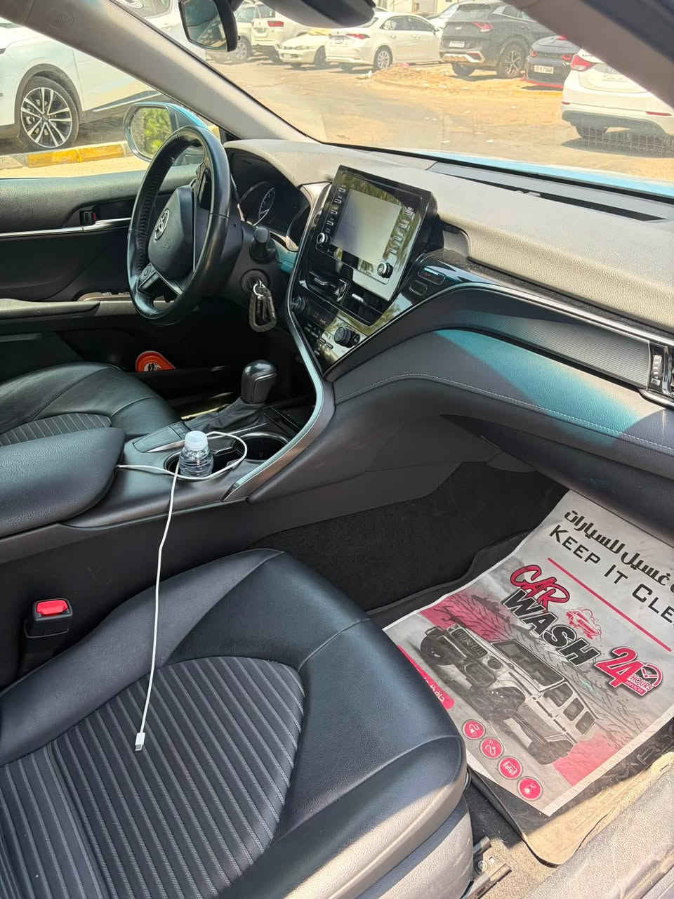 كامري - camry 2024 
فئة SE بلس وارد امريكي محرك 2500 الون بحري 
رقم اربيل بسمي 
ماشية 32 KM 
كشنات و دواخل جلد 
تحكمات استيرن  تشغيل لايت زنون رادار امامي و رادرات جانبيه اشاير بالمري شاشه ابل كار بلي و اندرويد اوتو كامره سبير وعدة كل تفاصيل  السياره جديدة جداً ...
~ صور السياره و السونار و التقارير من امريكا موجود ...
السعر 197$$وبيه مجال بسيط للبيع***********
