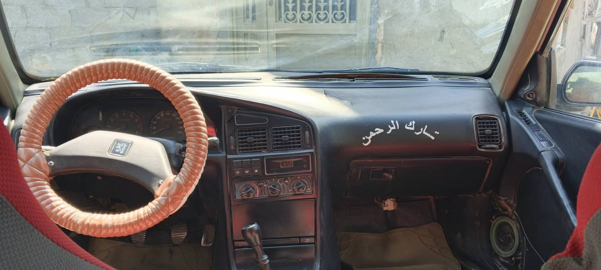 بيجو للبيع مستعجل رقم نجف الماني
مصفره غرامات مكينه كير كفاله حداديه جديدة 
سياره كبل للشارع عنوان بابل قضاء الكفل السعر 18 او بيه مجال 
***********
