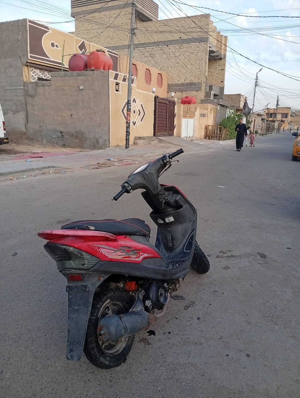 السلام عليكم دراجة ماكس عدلة ملحة  للبيع ختم واحد داخل وخارج ويا المكينة كهربائيات كلها شغالة سلف وهندر نكرة ابكل وقت مكينة مفتوحة مرة وحدة والباقي شوفت عينك  ، 
السعر: 600 وبيها مجال  ، 
العنوان: كربلاء  ، 
للأستفسار: خاص او اتصال على الرقم ***********
