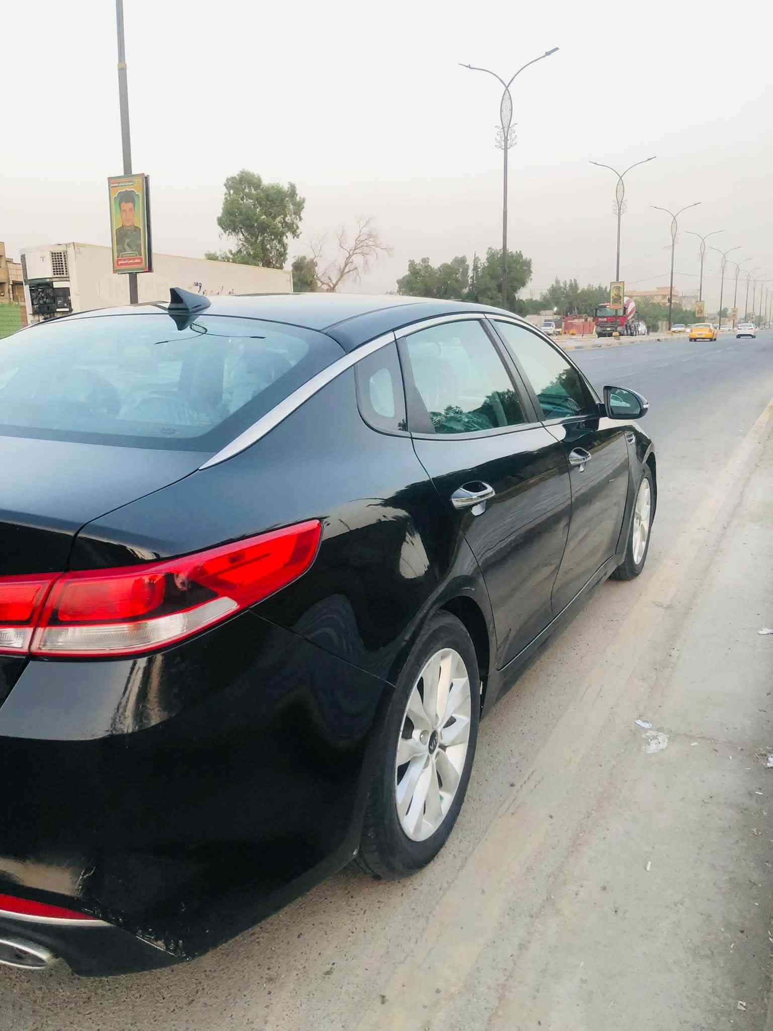 كيا اوبتما 2017 امريكي حادث بنيد فقط شطح بدون دواخل نص فول تحكمات شاشة كامرة مكينة 2400 رقم اربيل انكليزي سنوية 29 السعر 115 العنوان بغداد ***********
