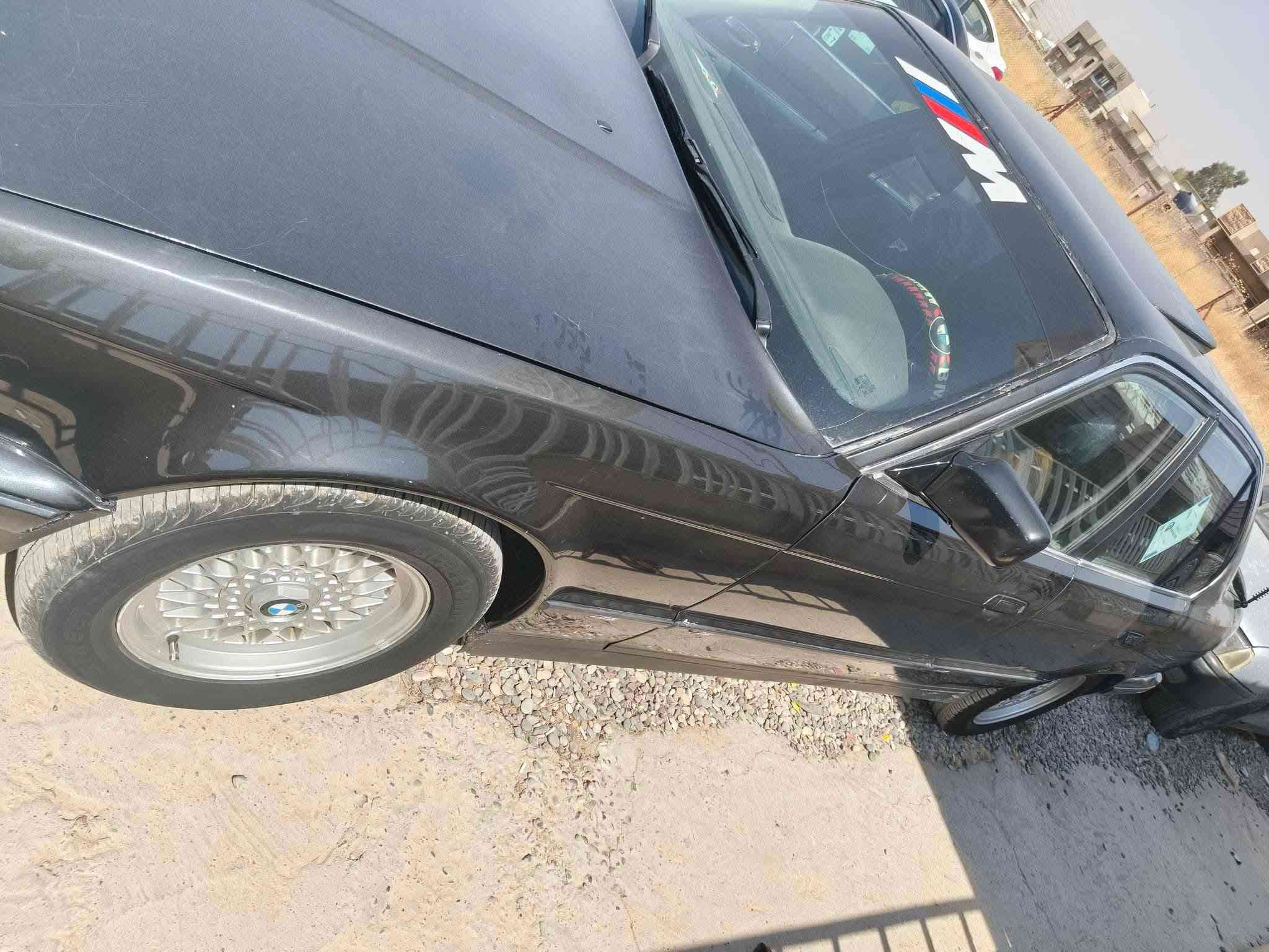 بي ام دبليو ٥٢٥ • ١٩٩٢ • نينوى برطلة