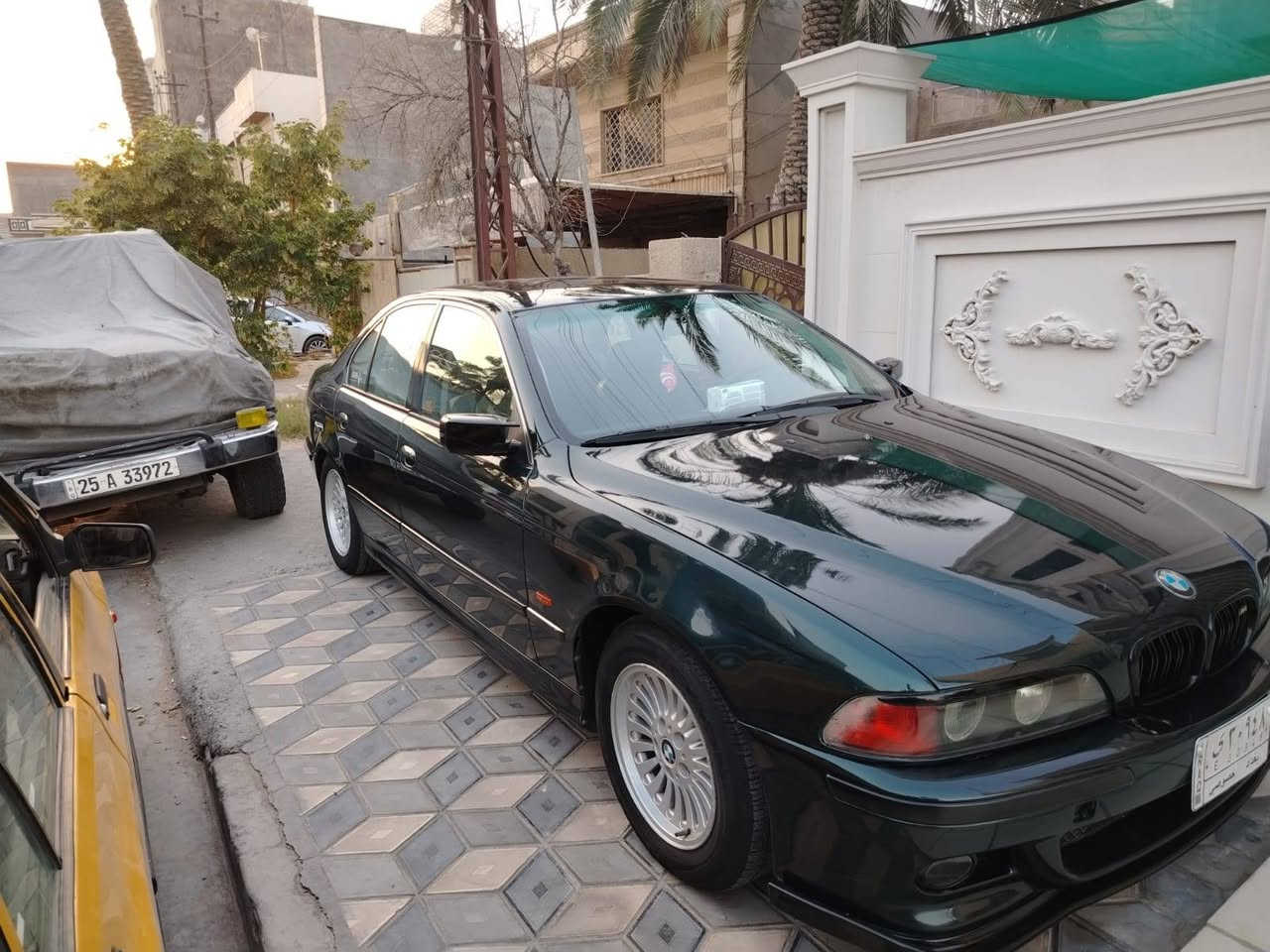 السلام عليكم حبايب من رخصت الادمن عندي BMW E39 528I صقر موديل  2000اصل وفصل بغداد  السياره فول خنك السياره داخل خارج M... دبل جام ستلايت جام تليفون خمس بردات سيدي جنجر مرايه قلاب لايت عدسه كهرباء داينمك السياره مصبوغه جماليه السياره كير مكينه كهربائيات مكفوله يعني ياحبيبي (كامله والكمال الله) للاتصال *********** السعر 110 وبيه مجال للطيبين
