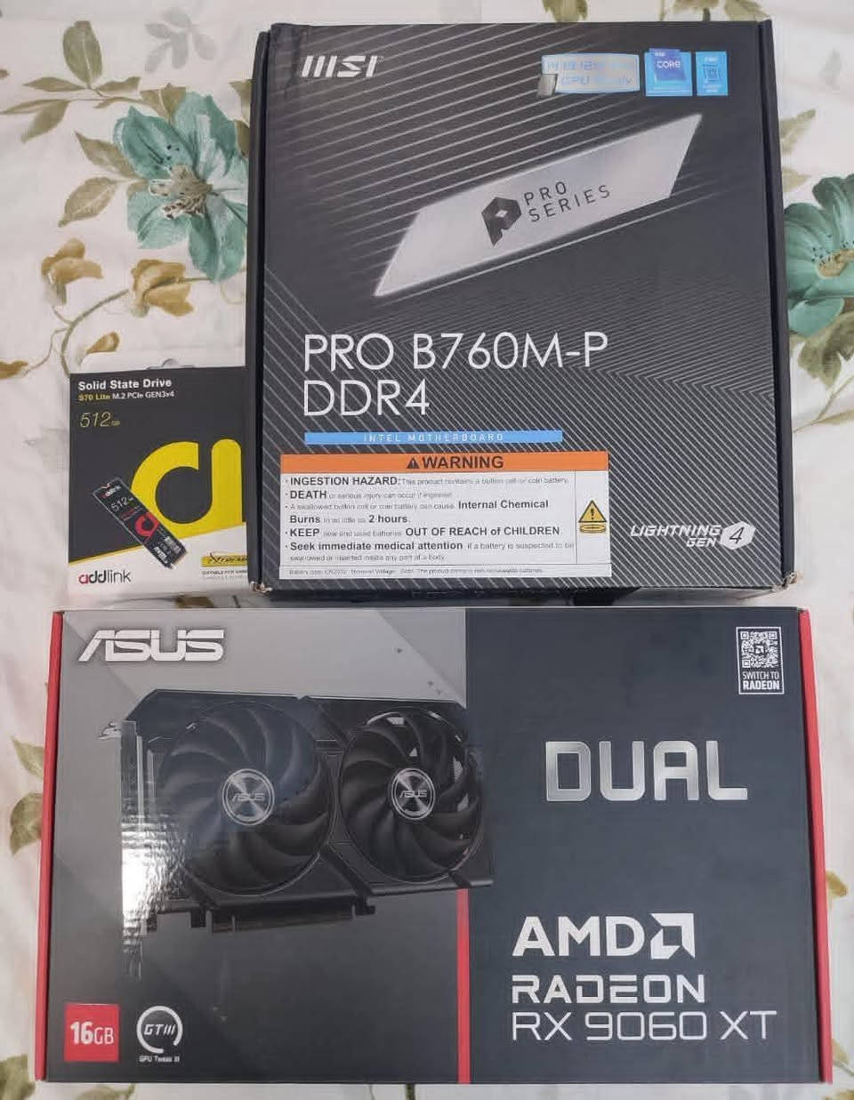 السلام عليكم حاسبه للبيع مواصفات حلوه ومرتبه نظافة 100%
Rx9060xt asus 16gb 
Cpu i5 12400F
M.b pro b760m-p DDR4 
Ram 16+16=32gb 3200mhz
M.2 512gb addlink s70 lite
Power supply 650w thermaltake 
Cooler cpu 360
Case mass 7 fan black
السعر / مليون و550 
بغداد 
***********
