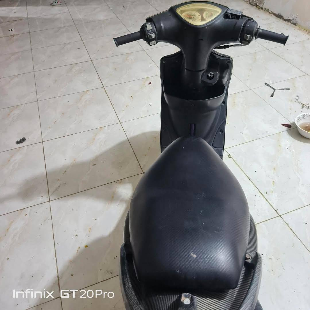 السلام عليكم ماكس للبيع  400000 وبيها مجال  ***********

نص مكتوب في الصور:
- Infinix GT 20 Pro
- Infinix GT 20Pro