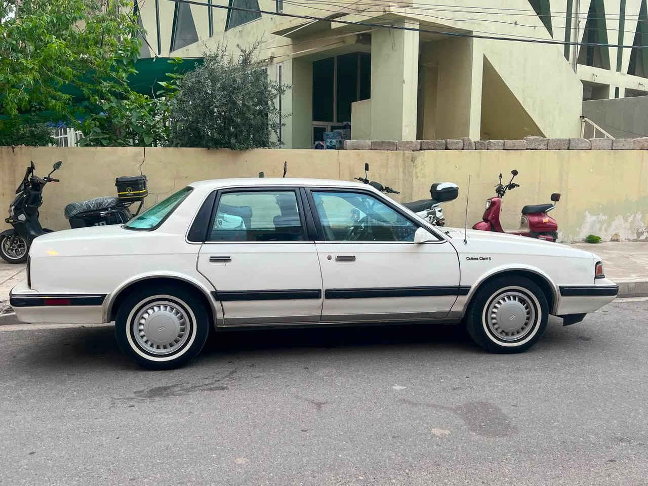 اولدز 1990 سنويه بسمي بدون ضرر هزه جديده العنوان موصل جانب لايمن التبريد نقص  كنبريسر السعر 37 بيها مجال
***********
