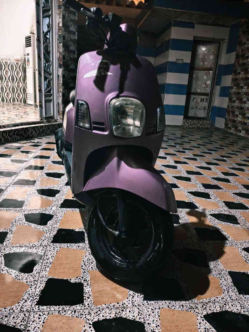 دراجه بوليس للبيع صالها شعر من طالعه من وكيل مكفوله من كلشي سعرها ب900 وبيها مجال هاذه رقمي ***********

