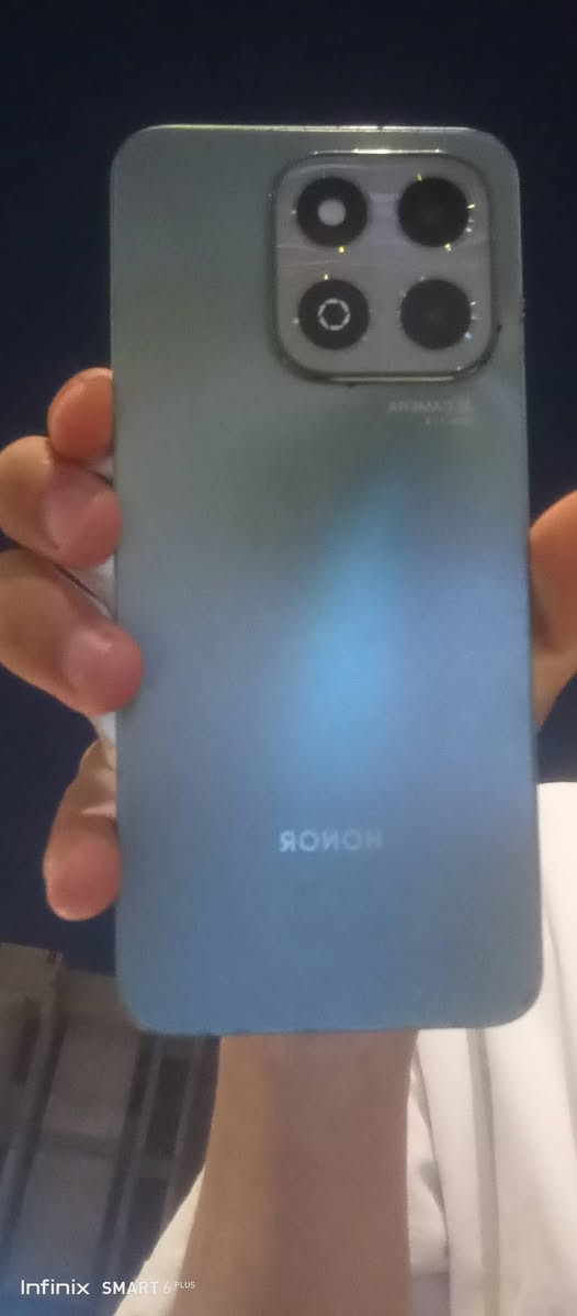 HONOR X6bمبايل مستعمل مبدل شاشه جهاز ما بي اي عطل ب 90 بي مجال مواصفات بصوره *********** واتساب او خاص
