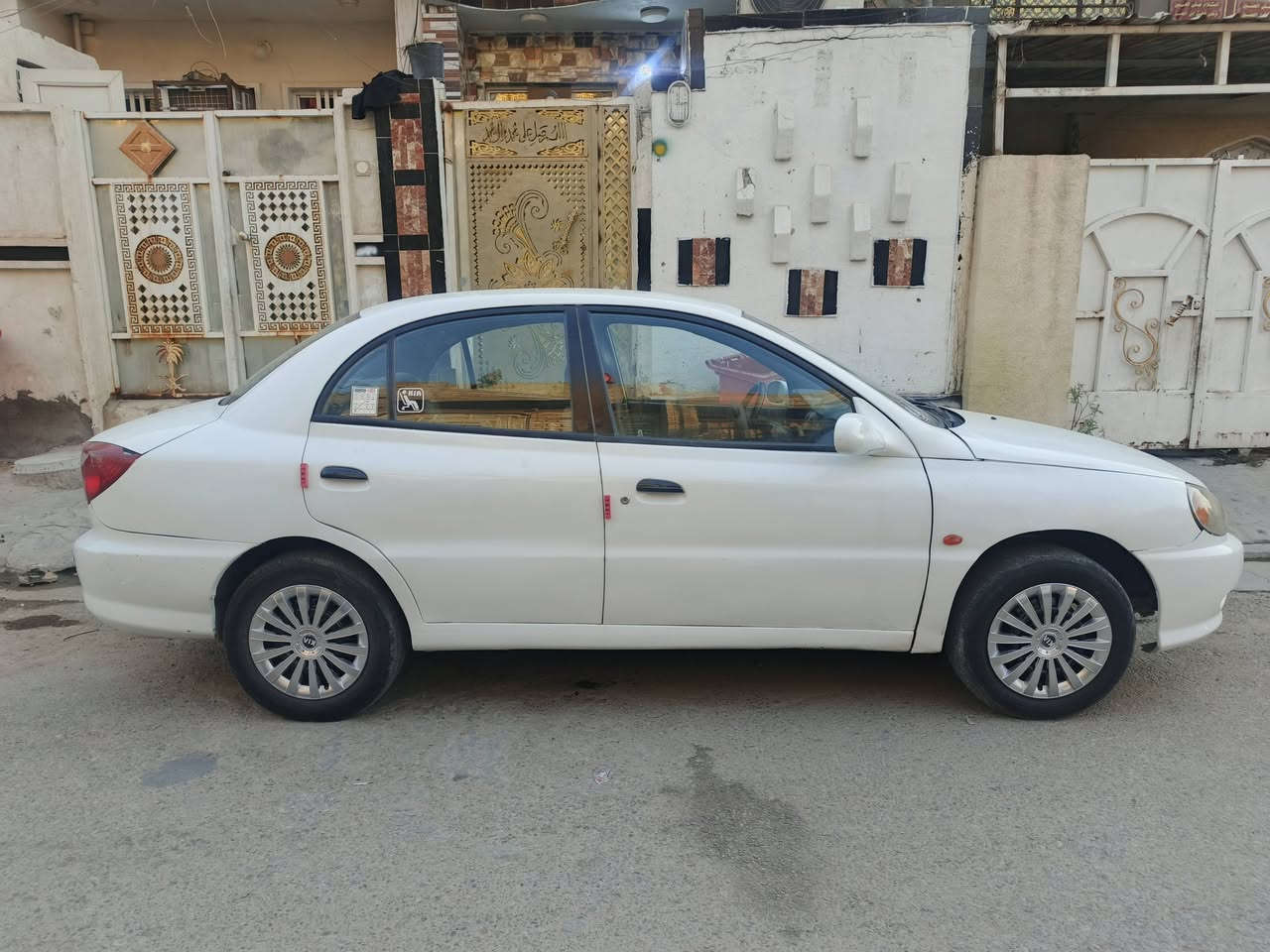 كيه ريو مديل2000سياره مكينه كير خير من الله تبريد ثلج كير عادي حساسات خلفيه رقم ديالى دولي جديد بسمي تحويل ثاني يوم هزه جديده سعر27وبيهه مجال مكاني الكفاءات مال عبيدي***********
