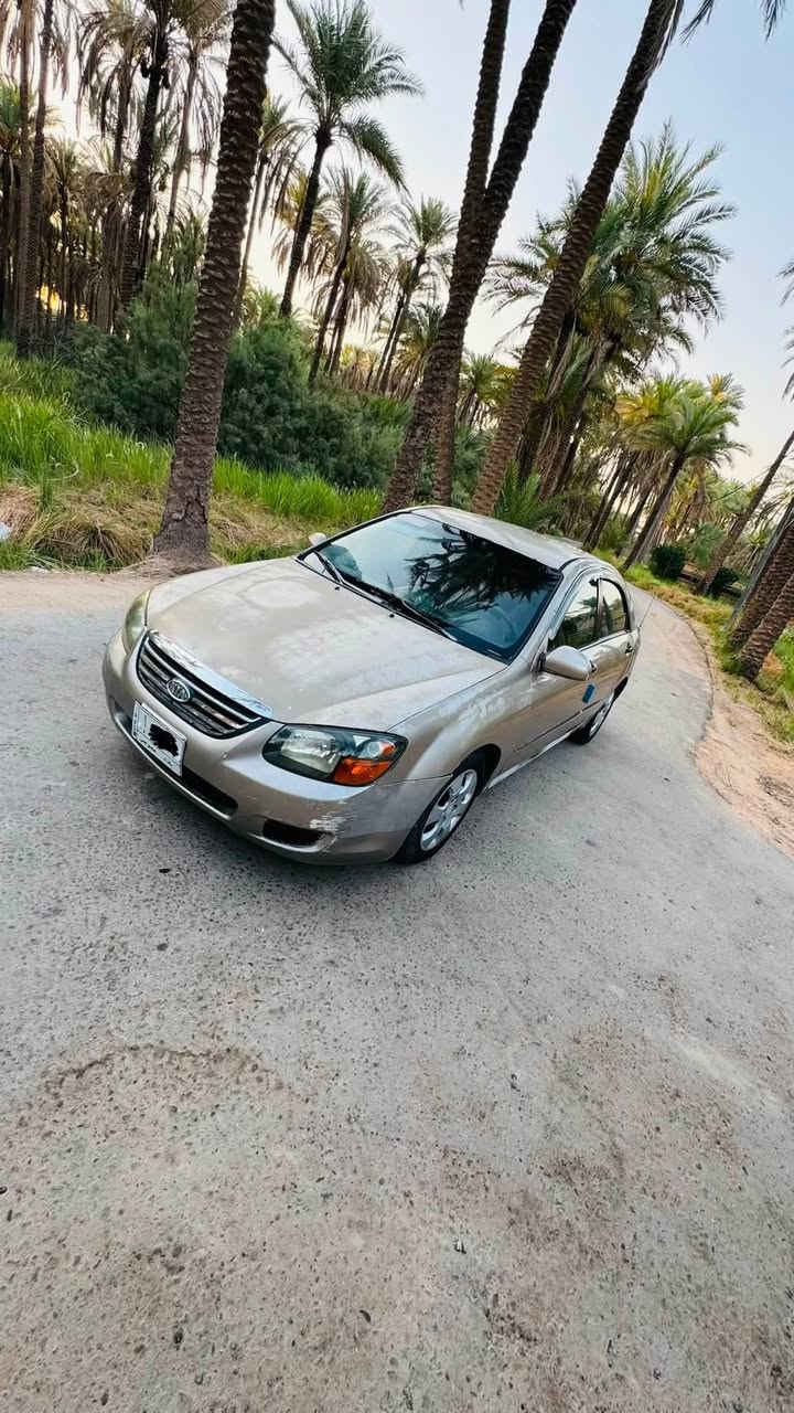 السلام عليكم
للبيع سبكترا 2007
سياره جارده مكينه وكير جديدات 
تبريد ثلج سياره فقط بيهه جراد ماشيه 207km رقم بغداد تحويل مباشر 
السعر 70وبيهه مجال للشراي مكان سياره كربلاء 
***********
