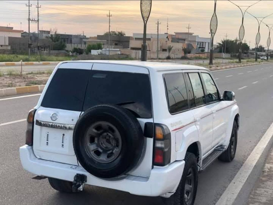 متاح للبيع بترول ٢٠٠٨ اوتوماتيك مال مزاد تترقم عله مرور الحسينية بيها محظر استلام يعني تكمل الكمرك وترقم بغداد محرك وصدر بحاله جيده تبريد شغال تخم تاير جبلي جديد باتري جديد مصبوغه عام لون فوك لون سياره اصفاحه عدله مابيه شي واظحه بل تصوير اسويلك وكاله ام الباركود من التاجر مباشر بسمك بغداد الكراده للتواصل ***********
