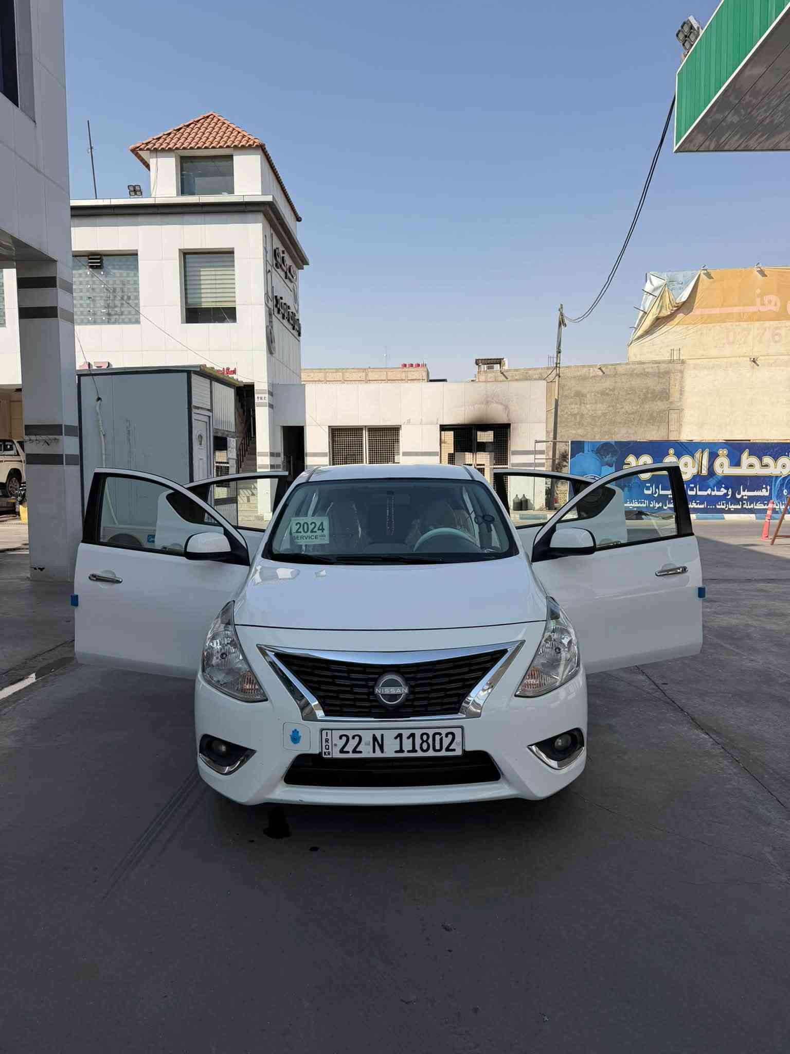 سلام عليكم نيسان صني هندي بليته زرقاء موديل 2024 كفاله عامه ماشيه 64 الاف الله شاهد خذيتها 50 الف وصلت 64 مامشتغله تكسي سياره جديده كامله ربع ماذب عليها تريد وكاله تريد تحويل سعر 120 الرقم *********** الي مايعجبه السعر لا يعلق ولا يتصل
