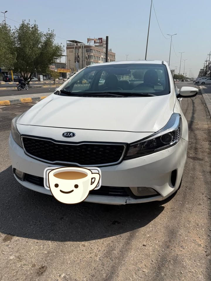 السلام عليكم

 سيراتو 2018 خليجي نص فول رقم بغداد 

ماشيه 180 الف

محرك 2000دوش المرغوب ماكو دوانز

گير AT

فتحه تحكمات ستيرن شاشه الكشنات جلد

تحكم مري مري شفط كامره خلفيه حساسات خلفيه

تبريد  ثلج❄️حداديه جديده

  تاير نضيف 
السياره نضيفه كلش

السعر (120 )
الأستفسار ***********
مكان السياره النجف
