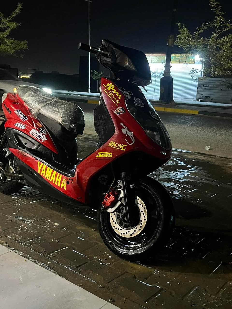 سكنس للبيع سعر 650 وبيها مجال
دراجه كامله ماناقصهه شي بس شوته بلاديه يرادلها واشاير ماكو فقط 
مكان بصره 
رقم ***********
