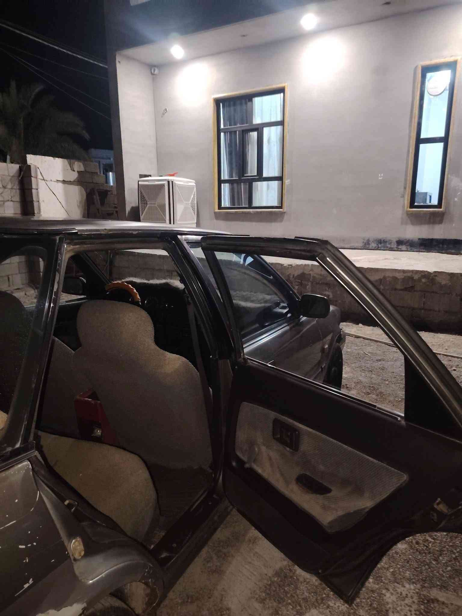 السلام عليكم كورله لبيع موديل 91رقم دولي مصطره كركوك شرط التحويل كير محرك شرط تايرات جدد صدر زين محرك  اوتو فتحه بل سقف بطاقة بانزين يسره بلاد بلاد تبريد جاهزه بيه خياس قليل السعر 35وبي مجال شرط التحويل ***********
