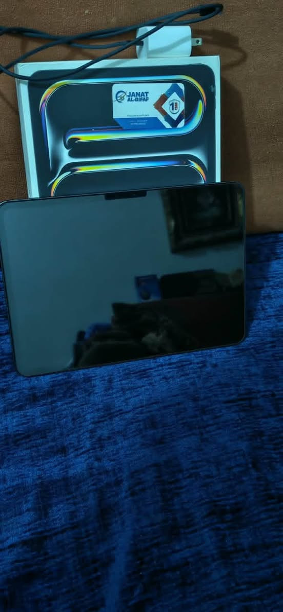 🔥 للبيع | iPad 11 Pro" M5 — 256GB 🔥
✨ شبه جديد ونظيف جدًا
🚀 معالج Apple M5 — أداء قوي وسريع جدًا
💾 256GB
🔋 صحة البطارية 99%
🔄 دورات الشحن 99 فقط
🎮 ممتاز للألعاب وخصوصًا PUBG
📱 شاشة ProMotion وأداء سلس جدًا
✅ الجهاز استخدام شخصي ونظيف
✅ لا يوجد كسر أو ضربات
✅ كلشي بالجهاز يعمل بصورة طبيعية
📦 علبة الأيباد والشاحن مالته وياه
💰 السعر: مليون و 550 الف
✅بعده داخل الضمان ضمانه ما منتهي
💬 قابل للتفاوض بشكل بسيط للجاد فقط
📌 سبب البيع: ما فارغ اله ومحتاج فلوسه 
🚫 رجاءً لا تراسلني بسعر بعيد عن المطلوب.
🤝 الفحص والتجربة حق المشتري قبل الشراء.
للجادين فقط، مراسلة خاص. ❤️ او الأتصال ع الرقم ***********
🏠مكاني حله يم شارع القياده

نص مكتوب في الصور:
- 100 9:48 م الثلاثاء 29 أيلول بحث AHMED 8 Plus حساب Apple و iCloud والمزيد نمط الطيران Ahmed Wi-Fi متوقف Bluetooth البطارية VPN غير متصل عام تسهيلات الاستخدام الشاشة الرئيسية ومكتبة التطبيقات الكاميرا المظهر حول الاسم iPad إصدار iPadOS iPad Pro ١١ بوصة (M5) اسم الطراز MDWK4LL/A رقم الطراز M4YGY63KXV الرقم التسلسلي الضمان المحدود تاريخ انتهاء الصلاحية 2027/4/6 الأغاني 0 الفيديوهات 101 الصور 1,172 التطبيقات 30 السعة 256 غ.ب. متوفرة 108.27 غ.ب.
- 9:49 م الثلاثاء 29 أيلول التطبيقات مساحة تخزين iPad iPad المستخدم: 146.74 غ.ب. من 256 غ.ب. 109.26 غ.ب. التطبيقات الصور iPadOS بيانات النظام توصيات إظهار الكل تمكين إزالة التطبيقات غير المستخدمة إفراغ 3.04 غ.ب. من مساحة التخزين. إزالة التطبيقات غير المستخدمة تلقائيًا عندما تكون مساحة التخزين منخفضة. ستبقى مستنداتك وبياناتك محفوظة. مراجعة صورك وفيديوهاتك إفراغ 2.3 غ.ب. من مساحة التخزين. راجع الصور والفيديوهات التي تشغل أكبر مساحة تخزين في تطبيق الصور وحدد ما إذا كان يمكنك حذفها. الحجم 53.46 غ.ب. 36.44 غ.ب. PUBG MOBILE آخر استخدام: أول أمس Call of Duty الصور بحث AHMED 8 Plus حساب Apple و iCloud والمزيد نمط الطيران Ahmed Wi-Fi متوقف Bluetooth البطارية VPN عام تسهيلات الاستخدام الشاشة الرئيسية ومكتبة التطبيقات الكاميرا المظهر
- الإعدادات الحساب عناصر التحكم الرسومات الجرافيكية مفاتيح التحكم الحساسية الالتقاط لقطة التصوير والمؤثرات الصوت ورد فعل اللمس الإشعارات الخصوصية والاجتماعية اللغة والشبكة غير ذلك
- الإعدادات الحساب عناصر التحكم الرسومات الجرافيكية مفاتيح التحكم الحساسية الالتقاط طة التصويت والمؤثرات الصوت ورد فعل اللمس الإشعارات الخصوصية والاجتماعية اللغة والشبكة غير ذلك تفضيلات الرسومات مخصص معدل إطارات أفضل متوازنة رسومات أفضل (مخصصة: اضبط التفضيلات يدويا. لكن انتبه، فقد يؤدي تعيين قيم عالية لجميع الإعدادات إلى مشكلات في الأداء، مثل ارتفاع درجة الحرارة أو استنفاد البطارية أو بطء اللعبة) معدل الإطارات: مرتفع الرسومات: عالية الدقة Hub معدل الإطارات: مرتفع الرسومات: عالية الدقة ساحة الانتظار معدل الإطارات: إكستريم+ الرسومات: عالية الدقة القتال القتال ساحة الانتظار HUB المنزل الرسومات سلاسة فائقة سلاسة متوازنة عالية الدقة HDR فائق HDR عالي HDR إعدادات معدل الإطارات إكستريم+ قوية فائقة مرتفع متوسطة توفير الطاقة إعدادات الرسومات المتقدمة الرسومات التكيفية: تعطيل الظلال: تعطيل توفير الطاقة: تعطيل تنعيم الحواف: تعطيل تحسين رسومات ساحة الانتظار تفعيل تعطيل نمط الرسوم طراز مخصص الكلاسيكية ملون واقعي ناعم الفيلم إعادة التعيين لاستعادة إعدادات الرسومات الافتراضية تطبيق إعادة ضبط الرسومات
- الإعدادات الحساب عناصر التحكم الرسومات الجرافيكية مفاتيح التحكم الأساسية الالتقاط دة التصويب والمؤثرات الصوت ورد فعل اللمس الإشعارات الخصوصية والاجتماعية اللغة والشبكة غير ذلك تفضيلات الرسومات مخصص معدل إطارات أفضل متوازنة رسومات أفضل (مخصصة: اضبط التفضيلات يدويا. لكن انتبه، فقد يؤدي تعيين قيم عالية لجميع الإعدادات إلى مشكلات في الأداء، مثل ارتفاع درجة الحرارة أو استنفاد البطارية أو بطء اللعبة) معدل الإطارات: مرتفع الرسومات: عالية الدقة HUB معدل الإطارات: مرتفع الرسومات: عالية الدقة ساحة الانتظار معدل الإطارات: إكسترين+ الرسومات: HDR القتال المنزل HUB ساحة الانتظار القتال الرسومات سلسة سلسة فائقة متوازنة عالية الدقة HDR HDR فائق HDR عالي BETA إعدادات معدل الإطارات قوية فائقة مرتفع متوسطة توفير الطاقة إكسترين+ BETA الرسومات التكيفية: تعطيل الظلال: تعطيل توفير الطاقة: تعطيل تنعيم الحواف: تعطيل إعدادات الرسومات المتقدمة تحسين رسومات ساحة الانتظار BETA تفعيل تعطيل نمط الرسوم طراز مخصص الكلاسيكية ملون واقعي ناعم الفيلم إستعادة التعيين لاستعادة إعدادات الرسومات الافتراضية تطبيق إعادة ضبط الرسومات