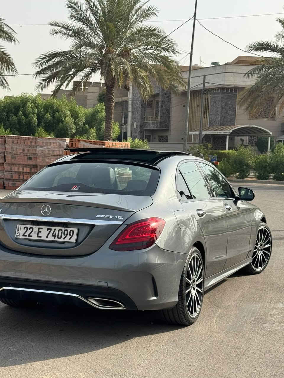 C300 • ٢٠٢١ • حادث خلفي