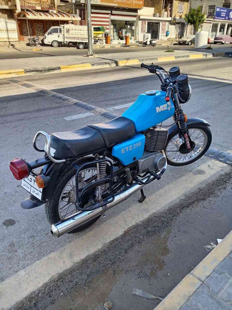 سلام عليكم  ماطور MZ  82 شغال و نضيف و كامل
كصه 3 محرك الماني اصلي غراضه المانيه كهربائيات كلها كامله رقم و سنوية بدون راعي  
ملاحظه(بي فقط لحيم كد اصبع بالخشم)  
السعر 1500 وبي مجال قليل المكان واسط الكوت
للاستفسار(‏‪***********‬‏)
