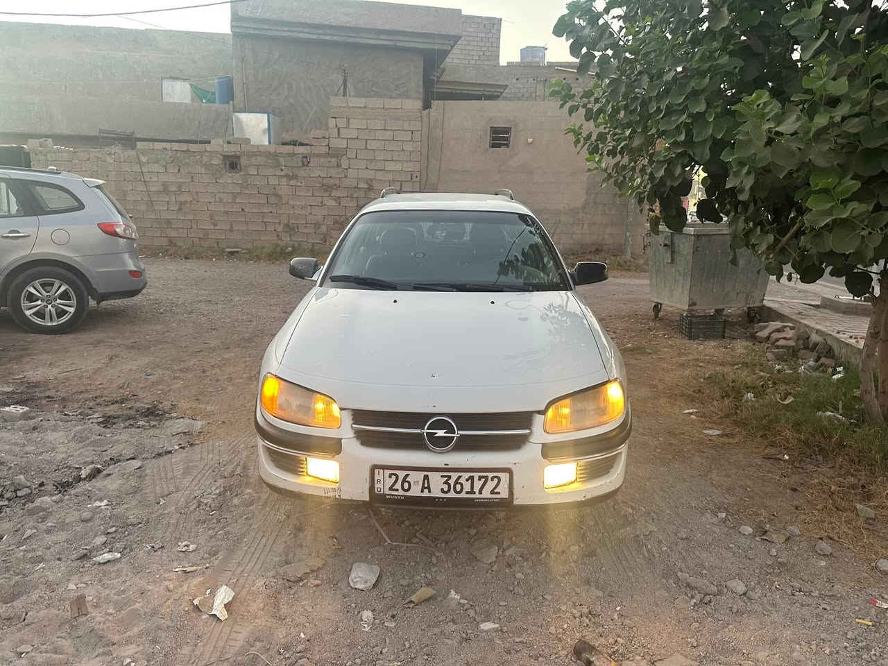 للبيع اوميكا موديل ١٩٩٥ محرك الفين قبق اسود بلادي سيارة بحاله جيدة جدا من كل النواحي.
ريمون شغال. وتحكمات الداخل كلة شغال.
تخم تايرات وبطاين جدد.
للاتصال *********** مكاني سامراء.
السعر ٣٧.
