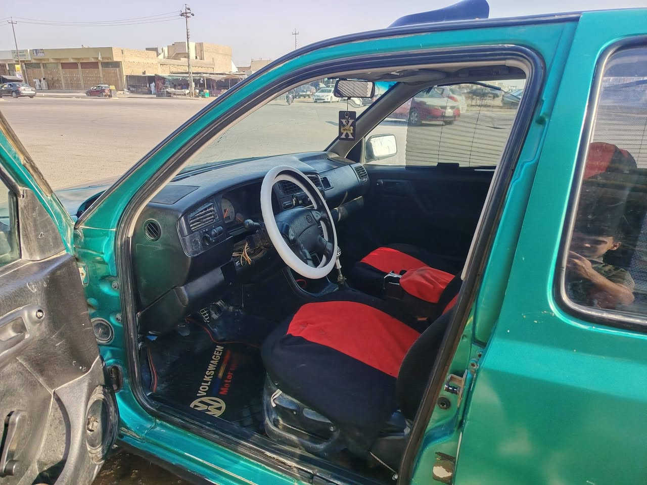 للبيع او مراوس
كولف محرك 1800 ، كابريتر
كير عادي صار سبوع من شديته 
غرفه نضيفه ارضيه جلد 
رقم صلاح الدين سنويه 29 
سعر 27 وبيه مجال شوبه 
***********

