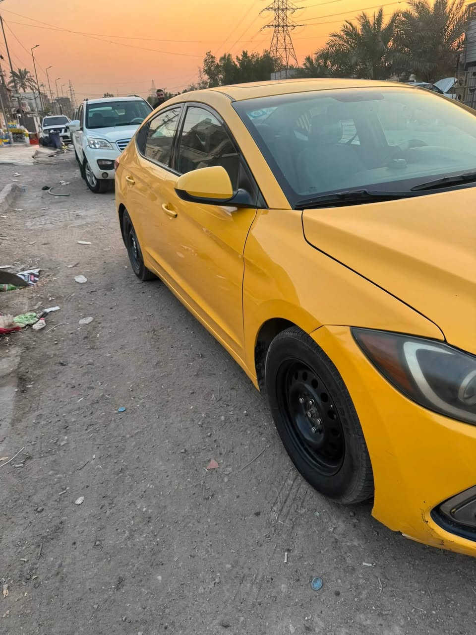 سلام عليكم النترا موديل ١٧ فول مواصفات بسمي جاهزة من كلشي تخم تاير حدادية تبريد كلة جديد المكان بغداد السعر ١١٥ رقم ***********
