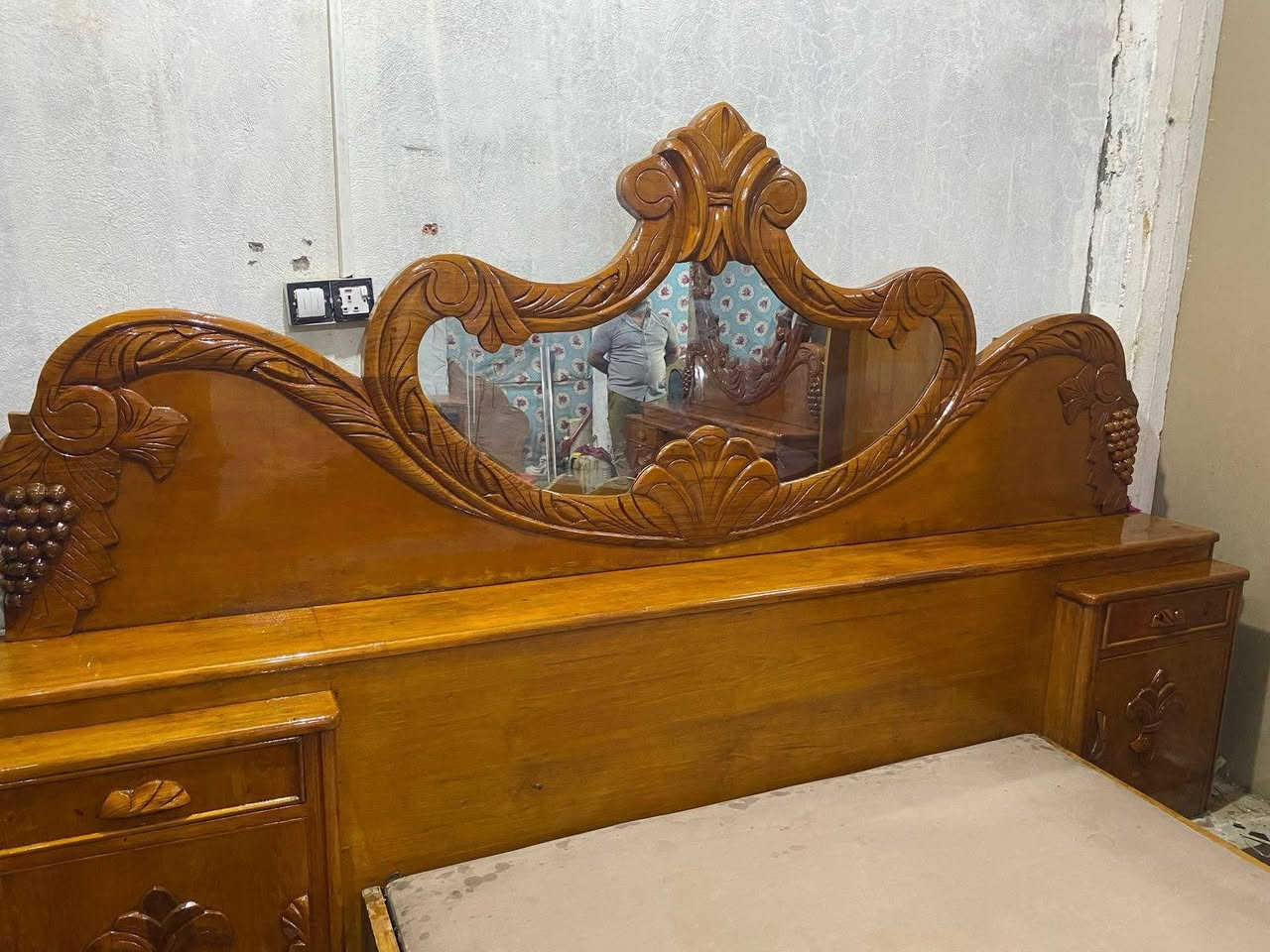 غرفه نوم صاج تزكام سعر 850 شراي يراسل ***********
