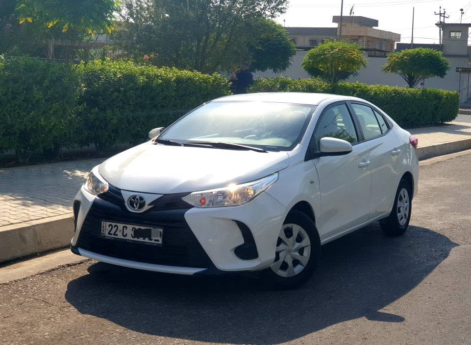 TOYOTA YARES SE 

مودیل 2021
سێ پارچە سبوغ بێ داخلی (دەرگای سایەق + چاملغی سایەق + چاملغی سەکن پێشەوە) 

ثلاث قطعات صبغ باب السائق و الجاملغ امامی سكن و سائق ) 

مواصفات SE خلیجی
ماوەی ڕۆیشتن 102 کم المسافە المقطوعە 

محرك مامفتوح بشرط ـ مەکینەی نەکراوەتەوە 

نظام ABS
مرایة كهربائیة
قفل مركزي
ریموت كونترول 

السعر 117 ورقە و مجال قلیل 

کیر + محرک + تبرید + تحویل بشرط
رقم + سنویە + هزە جدید 2028 

مکان السیارە ـ اربیل
*********** موجود واتساپ ـ ڤایبر أربيل, العراق
