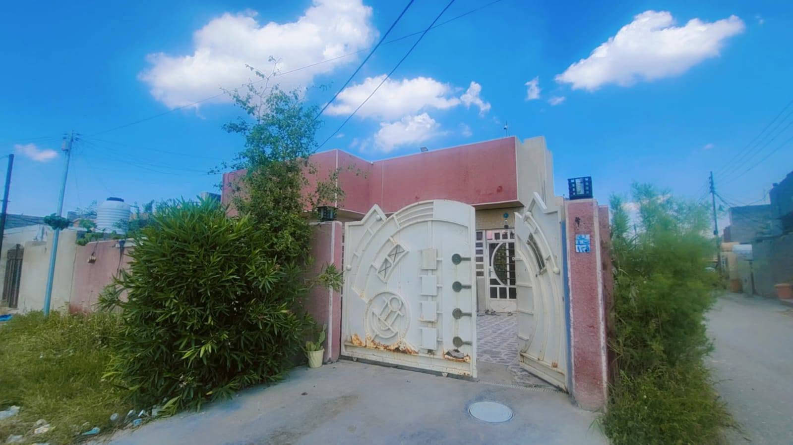 بيت ٢٥٠م • طابق واحد • ٢ نوم
