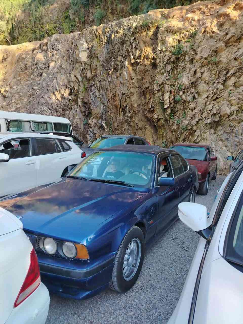 ٥٢٥مسكر  عدل
كير اوتو 

تخم تاير 

حداديه 

سياره جاهزه من كل النواحي باسمي 

مكاني حله قرب السيطره مال بيت الوزير 

سعر ٦٠

***********
