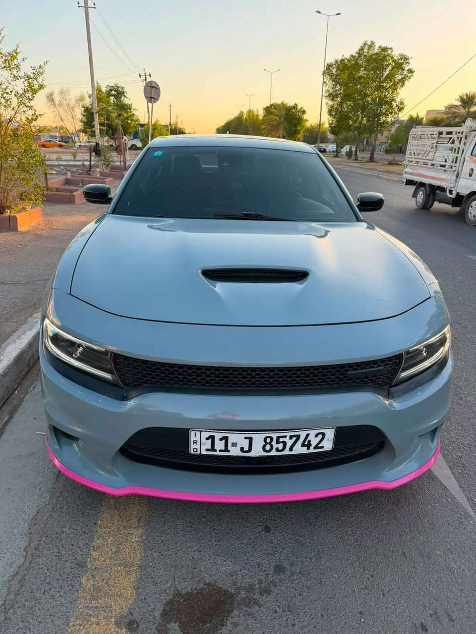 سلام عليكم جارجر موديل 2022 RT Maxسيارة فول للاخير حادثها بسيط موضح بالصور كدامك مكينه كير بلاديات مملعوب بيهن اي نقص مابيها سيارة مكان سيارة بغداد الكرخ رقم بغداد باسمي السعر 270 وبي مجال  للاستفسار 
***********
