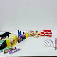 غراض كوزمتك شلعة كامل  شرط اصلية العدد528قطعة مستعجل عليهن 07888355583...