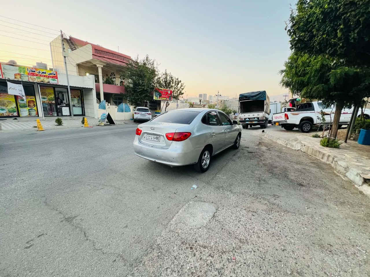 بۆفرۆشتن  2007 

ساغ سەنەوی بەغداد پاکانەشی لەگەڵە 
مەکینە 16 دەکشن بەرز 
فول بەس کوشن جڵد نیە 
مەکینە و گێڕ کارەبای بەشەرت 
تەبرید  بەشەرت 
سارد 🥶  گەرم   لەسرۆلی 
تەقەورەقەی تیانیە پێشو دوای داگیراوە  
کامل سێرفز کراوە 
52 گەڵا مەجال 
لەسلەیمانیە 
***********
ئەدمین گیان ❤
