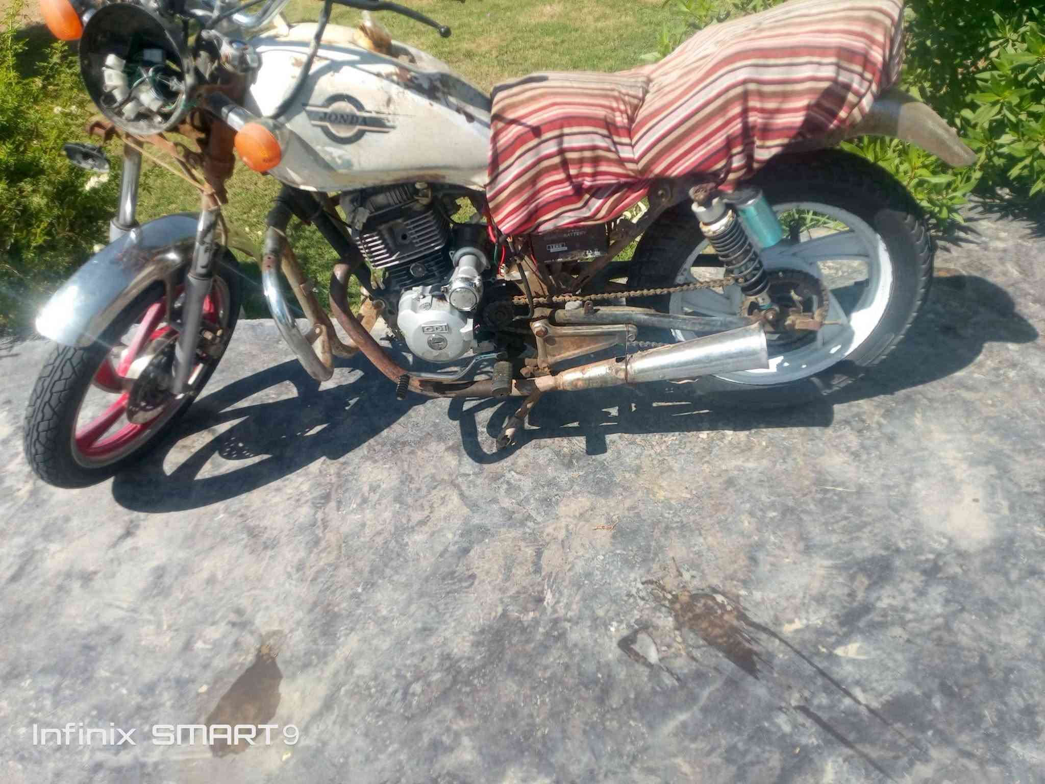 سلام عليكم ورحمه الله وبركاته دراجه لبيع جني دبل بلك تارات جدد محرك خير من الله سعر 150 توصل ع رقم ***********

نص مكتوب في الصور:
- Infinix SMART 9