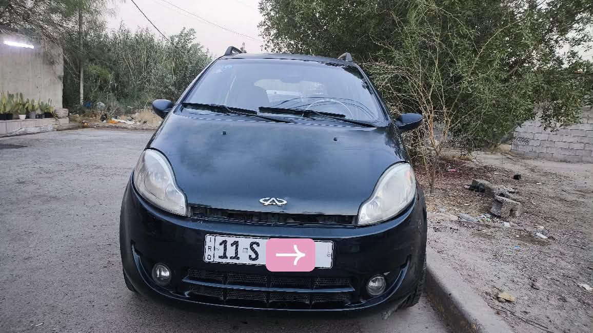 السلام عليكم
شيري A1 
كير محرك بحاله جيده 
بدون صبغ بدون حادث ع وضعهه السياره 
تبريد مو شغال و مامفحوص ماعرف شبي 
مكان السياره بغداد البياع حي الرسالة 
السعر 34 وبيهه مجال للتواصل واتس ***********
