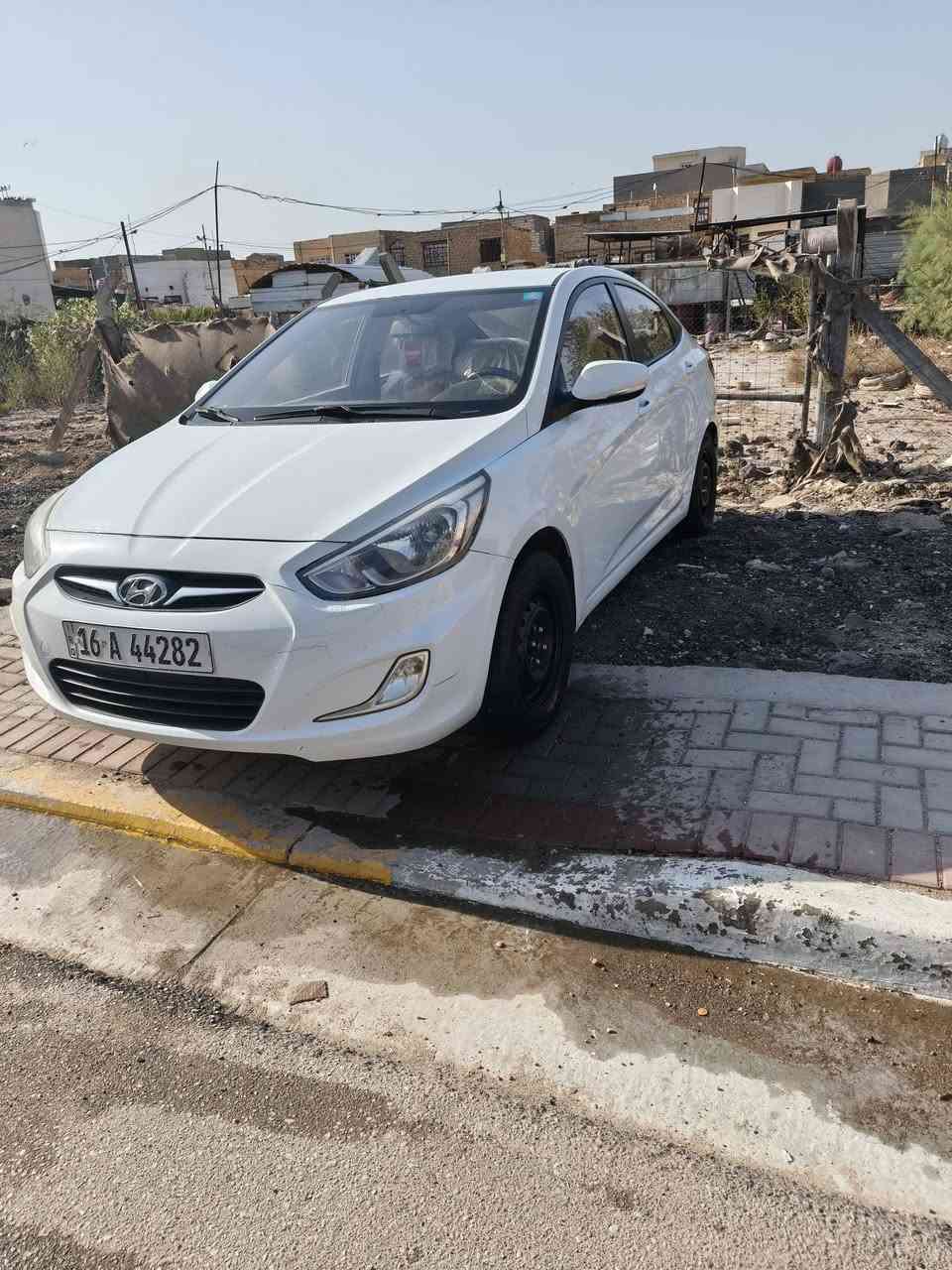 مراوس فقط فقط
السلام عليكم
اكسنت خليجي 2016
مكينه1600 دوش
سياره كفاله عامه عدا بارد ثنين كفاله من فتح وتبديل
مراوس فورتي النترا سيراتو يكون افضل 
مكاني ديوانية 
***********
