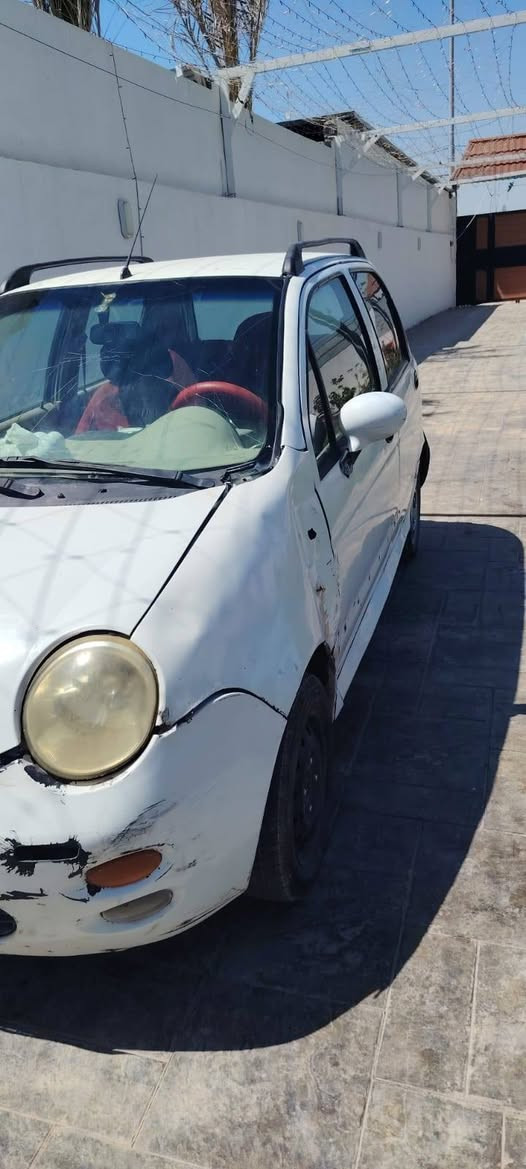 شيري كيو كيو ٢٠٠٨ اربعة سلندر كير اوتوماتيك رقم بغداد الجديد الكشر مثل ما موضح بالصور بي طخطخات تخم تاير جديد محرك تمام والكير حاليا شغال بس اني مسوي الماطور جطل السيارة شغالة وتمشي تبريد عاطل والدكم مال الجام اللي باليدة مال باب السايق مكسورة بس تشتغل سنوية باسمي ونافذة لل ٢٠٢٩ والهزة منتهية السعر ١٦ ورقة قفل واريد تحويل مكاني بغداد الزعفرانية
***********
