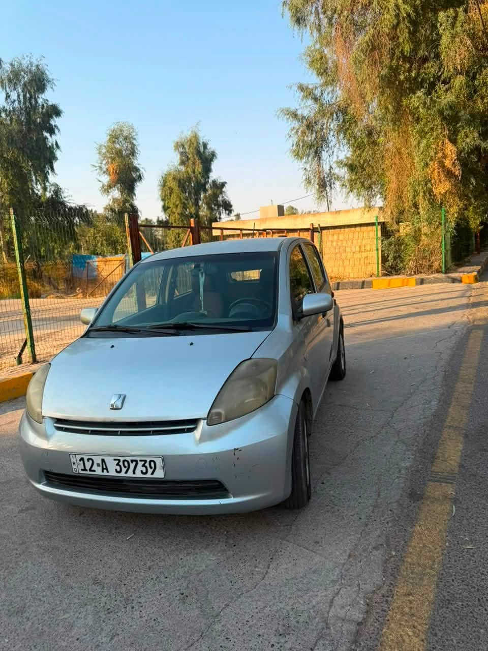 السلام عليكم 
سيريون داهتسو ٢٠٠٧  للبيع 

🛑 -بوند صبغ -و جاملغ مبدل-

🛑 طخم جديد سيارة ناعسة 

🛑 قفل مركزي 

🛑 جامات كهرب 

🛑شاشة اندرويد كبيرة

🛑 كير عادي 

🛑مكينة و كير شرط 

🛑 تبريد ما يشتغل يحتاج كمبريسر 

🛑كهربائيات شغالة ما بيها اي نقص 

🛑 السيارة حيل حلوه و نظيفة كدام العين عنوان سايدين حي الشرطة غير متواجد على الفيسبوك الرقم ***********
