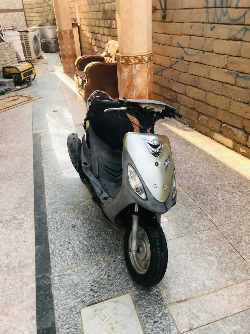 ماكس • حلوة • سلف ما يشتغل
