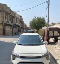 للبيع كيا بيكانتو موديل 2025  لون ابيض  وارد امريكي  مرقمه بغداد  ماشي...