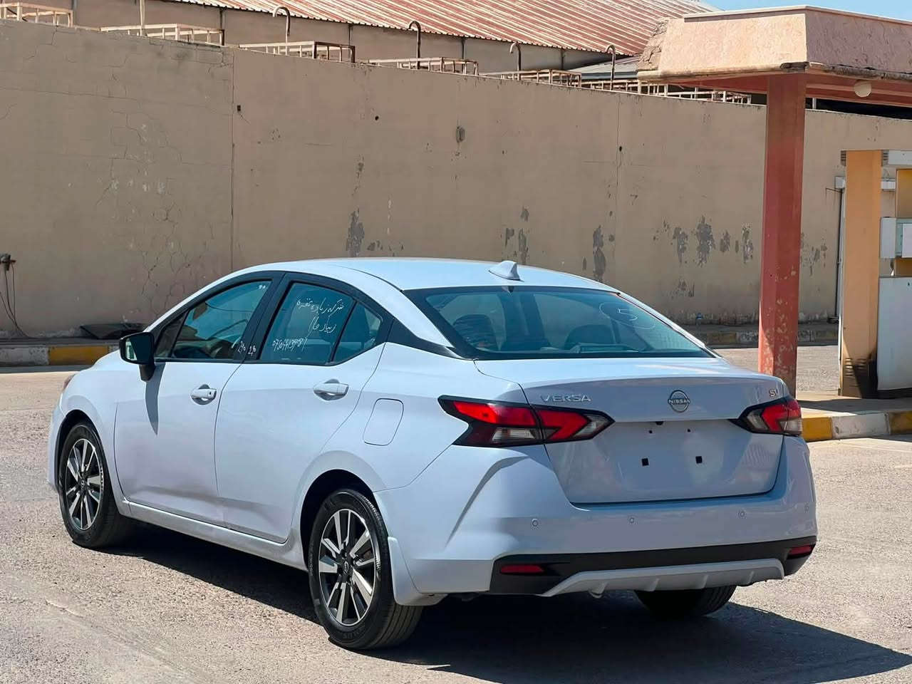 نيسان فيرسا  SV
موديل 2024
ضررها : 2 جملغ 1 باب( صبغ )
ايرباكات سليمة ( شركة ) ✅
رادار و حجر بيئة وتبريد وگئر ومحرك كلها بشرط شركة✔️

موصفاته SV
بصمه
ويل كب كروم
شاشة عطلات
نقطة العمياء
تحديد سرعه
ردار
تحديد سرعه
نظام eco
نظام سبورت

العنوان : اربيل شارع 100 ( معرض اربيل كارس )
سعرها 103 ورقة 
بدون رقم تترقم اربيل دهوك السليمانية 
للاتصال واتساب ( *********** ) ☎️📞
