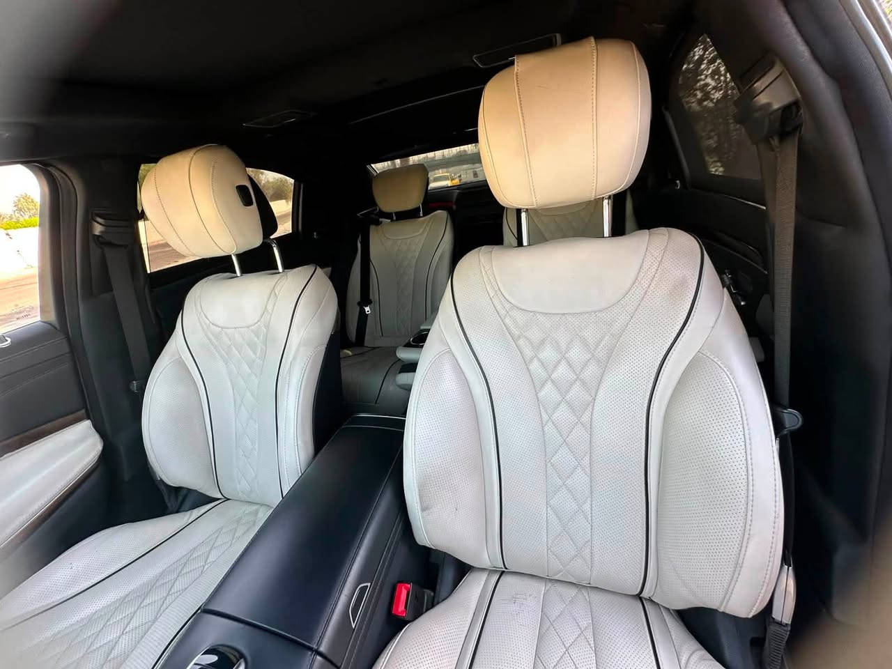 👑 Mercedes-Benz S550 | 2014
هيبة الـ S-Class… بقوة الـ V8 Twin Turbo 🔥

للبيع S550 موديل 2014، سيارة بمواصفات فخمة جداً، مجهزة بـ Kit 63 AMG أصلي ومحدثة بالكامل إلى موديل 2020.

🚘 المواصفات:
▫️ محرك V8 8 سلندر Twin Turbo
▫️ Kit 63 AMG أصلي
▫️ تحويل وتحديث 2020
▫️ 4 فصوص
▫️ بانوراما
▫️ كشنات جلد فاخرة
▫️ تدفئة وتبريد 4 كشنات
▫️ رادارات أمامية وخلفية
▫️ 4 كاميرات
▫️ مواصفات فخمة ومتكاملة

🔎 ملاحظة:
السيارة بيها بابين خلفيات مصبوغة، والباقي حسب الفحص.

💰 السعر: 37,000 $
🔥 وبيها مجال للجادين فقط

📞 للتواصل:
***********
***********

✨ S550… فخامة، قوة وهيبة سيارة تبقى مميزة بكل تفاصيلها.
