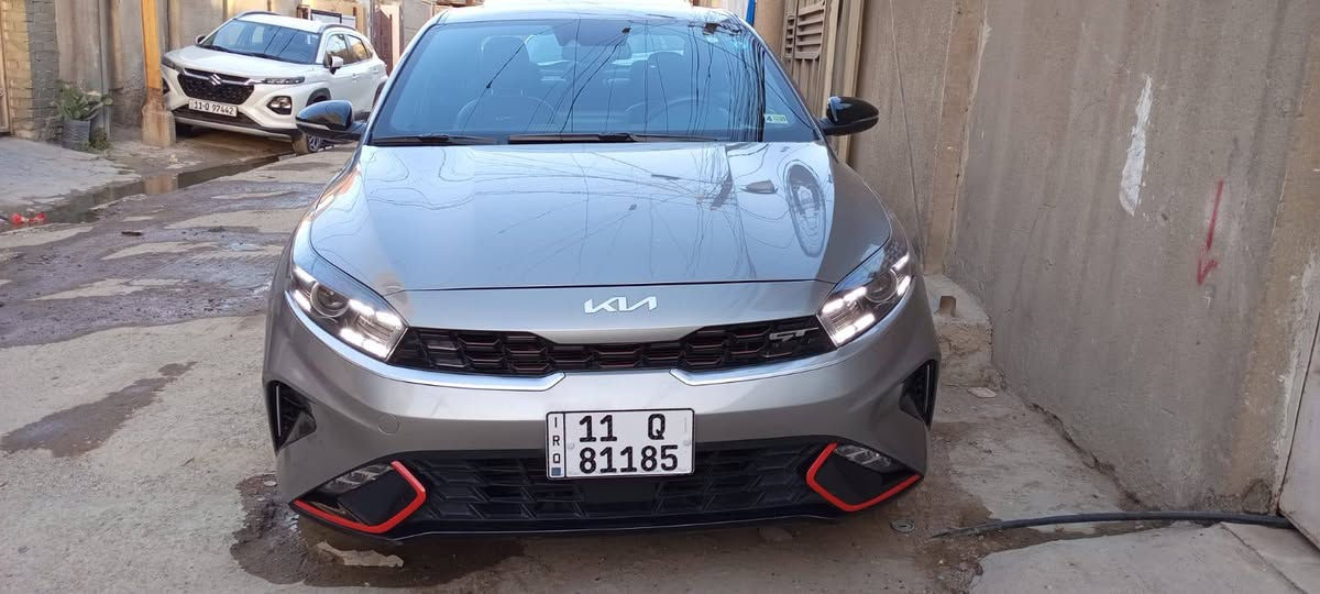 فئة GT Line الرياضية
• رنكات رياضية
• إضاءة LED
• شاشة كبيره
• كاميرا خلفية
• حساسات خلفية
• تشغيل ودخول ذكي
• مثبت سرعة
• فتحة سقف
• داخلية رياضية وفخمة
• أنظمة أمان وثبات إلكترونية
رادار 360 
سياقه الي
ماشيه 63 ميل
محرك 2000
رقم بغداد باسمي مكان بغداد الامين  السعر 155 وبيها مجال الاستفسار عل الرقم (***********)
السلام عليكم للبيع كيا فورتي موديل 23 جيتي لاين وارد امريكي حادث بنيد بدون دواخل بدون ايرباك وهنا بل عراق صار بيها صبغ جاملغ وباب بدون دواخل وشويه من الباب المواصفات 🔥
